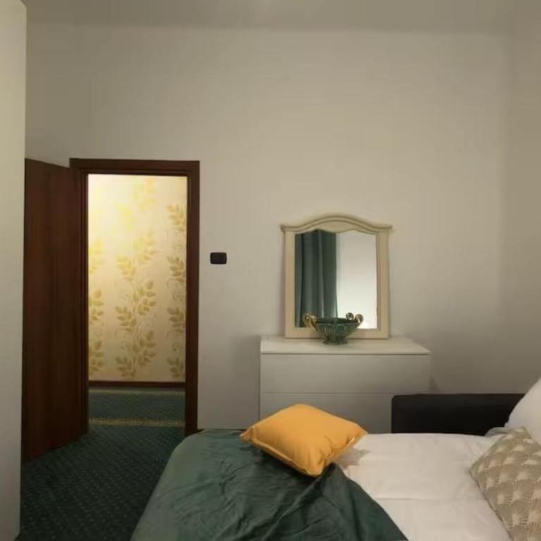 2 Rooms 10 min Arena Easy Parking - Appartamento con 2 Camere da Letto - 51