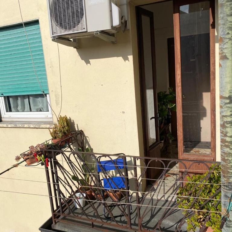 2 Rooms 10 min Arena Easy Parking - Appartamento con 2 Camere da Letto - 77