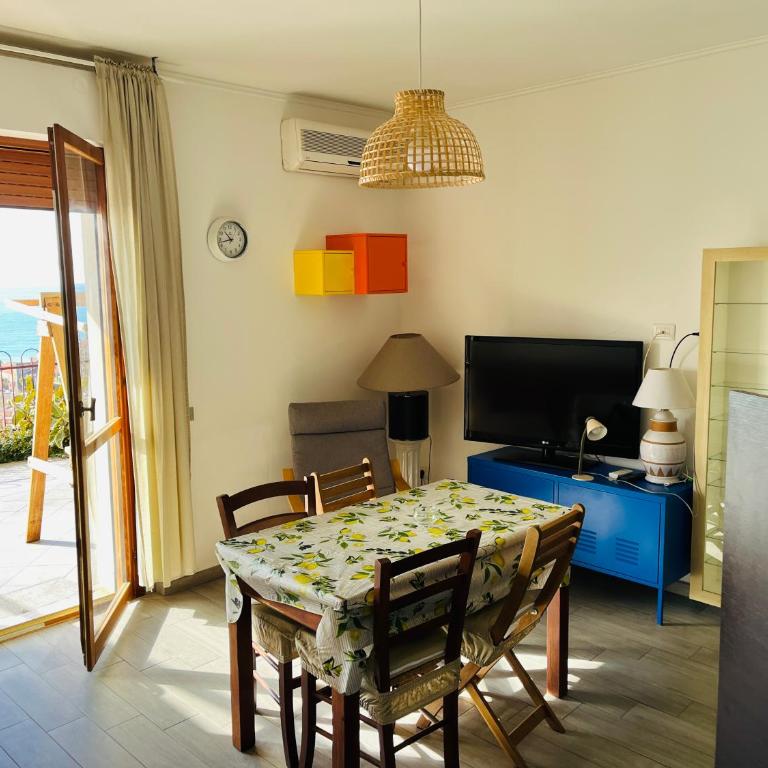 Casa Vittoria - Panoramic Sea View - Vista Mare - Appartamento con 1 Camera da Letto - 2