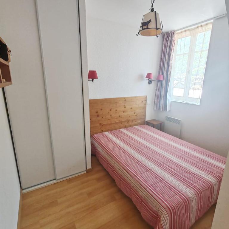 T2 HYPER CENTRE LUCHON AVEC ASCENSEUR 2 A 6 pers - Two-Bedroom Apartment - 16