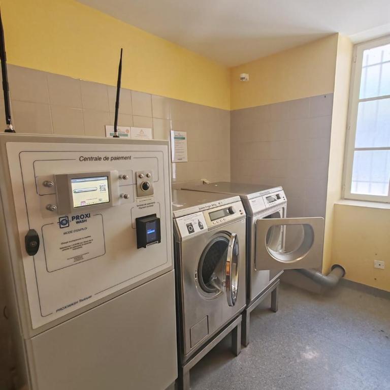T2 HYPER CENTRE LUCHON AVEC ASCENSEUR 2 A 6 pers - Two-Bedroom Apartment - 18