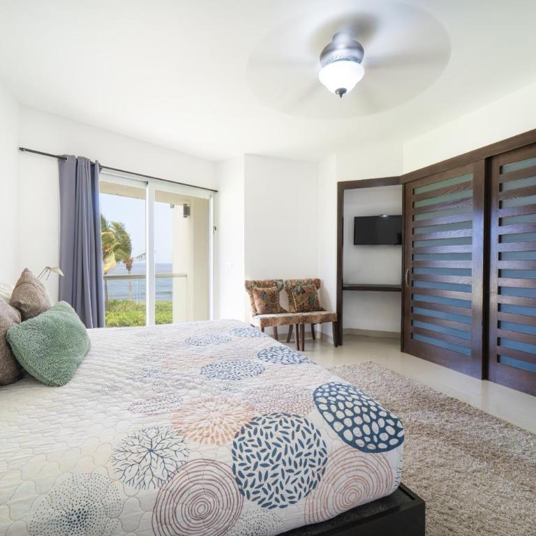 Beachfront Condo with tub, 3 BR & Pool - At Mareazul Condo Corazon - Appartement - 11