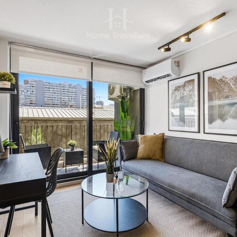 HT Near the metro with Terrace with AC and parking - One-Bedroom Apartment - 3