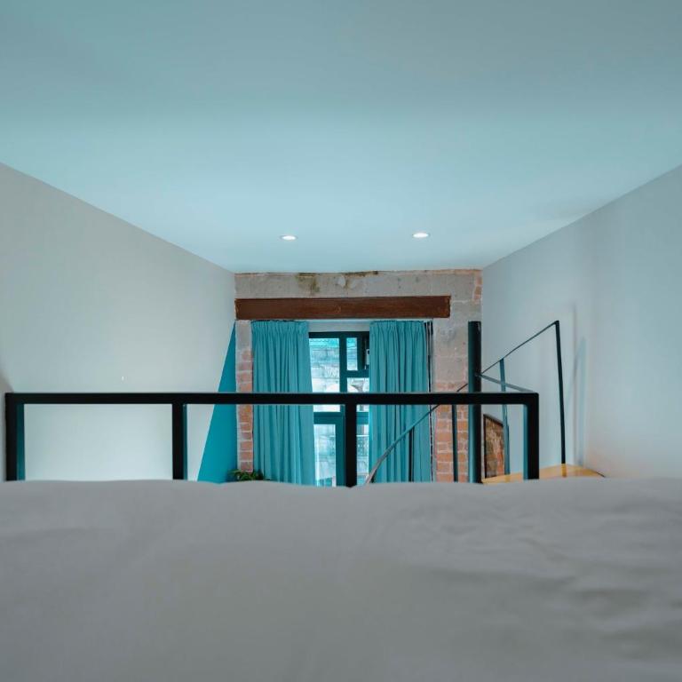 Hotel Terracota mx - King Room with Balcony - 8