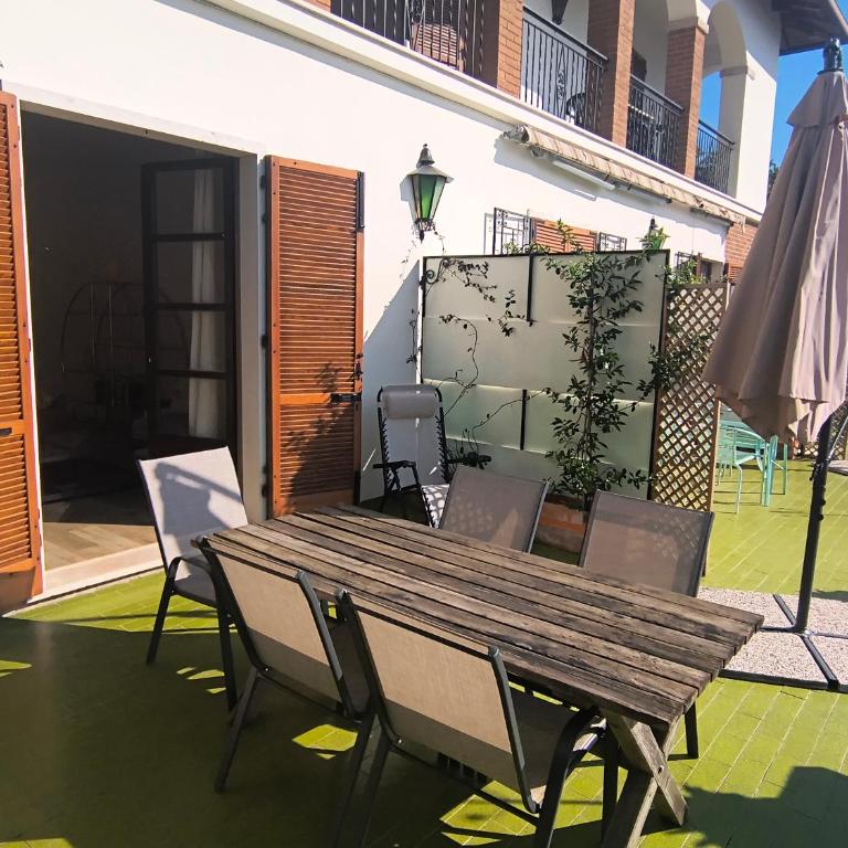 Villa Maria Lake View,450 mt dal centro, parcheggio privato - Apartment mit 2 Schlafzimmern - 23