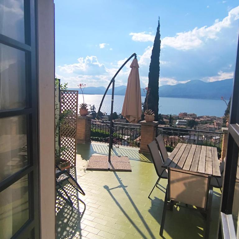 Villa Maria Lake View,450 mt dal centro, parcheggio privato - Apartment mit 2 Schlafzimmern - 22