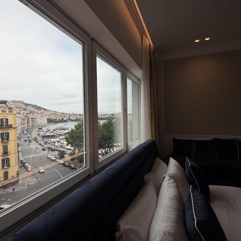 Palazzo Montella - Side sea view Suite with Bathtub - 4