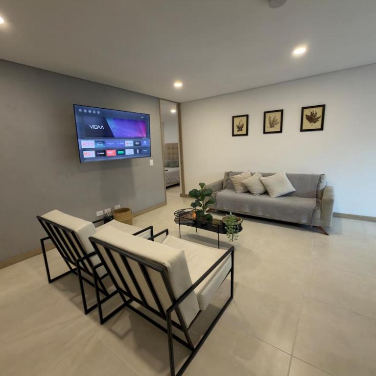 Apartment in Laureles with city views - Three-Bedroom Apartment - 1
