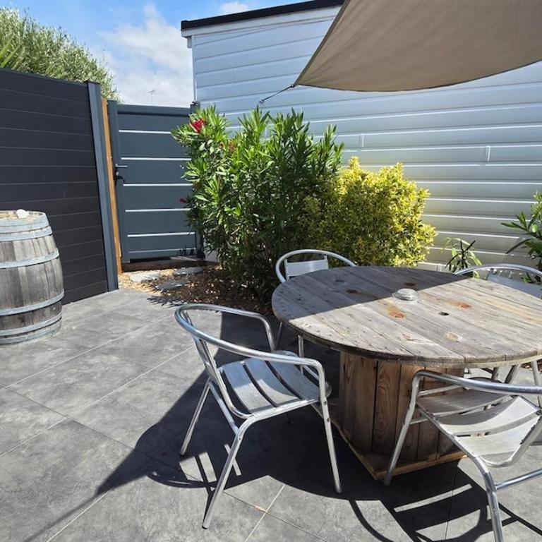 Petite maison et extérieur coconning sans vis à vis - Maison 3 Chambres - 23
