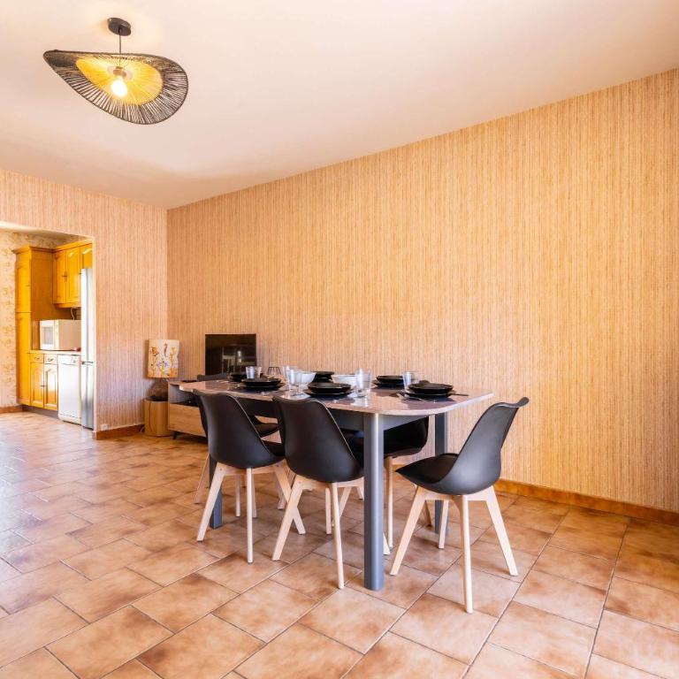 La Brise de Valras - Two-Bedroom House - 8