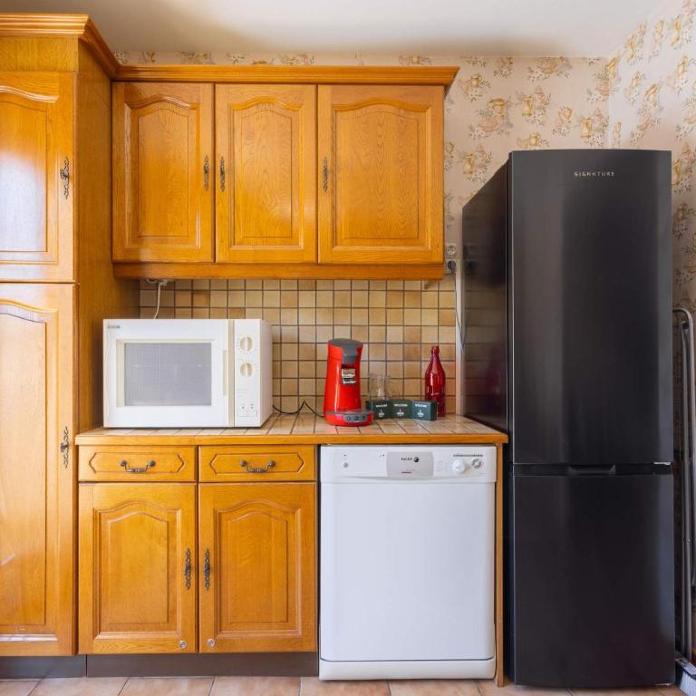 La Brise de Valras - Two-Bedroom House - 9