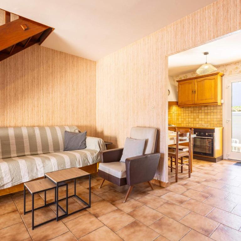 La Brise de Valras - Two-Bedroom House - 6