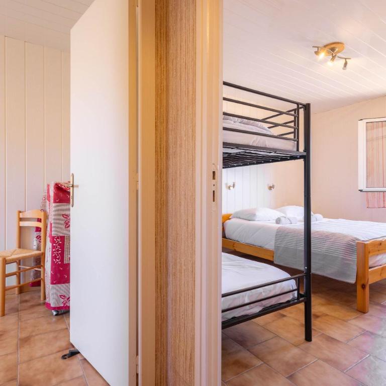 La Brise de Valras - Two-Bedroom House - 12