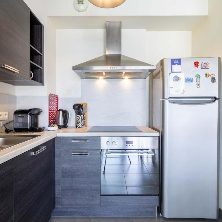 Appartement proche la mer dans une résidence calme - Apartment - 6