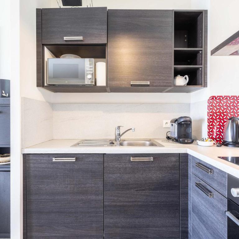 Appartement proche la mer dans une résidence calme - Apartment - 8