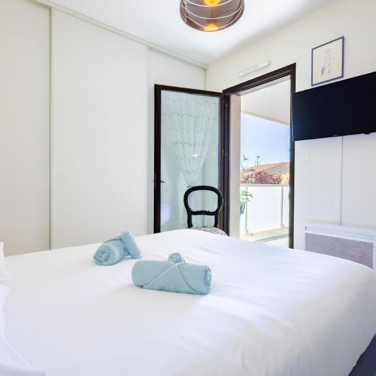 Appartement proche la mer dans une résidence calme - Apartment - 12