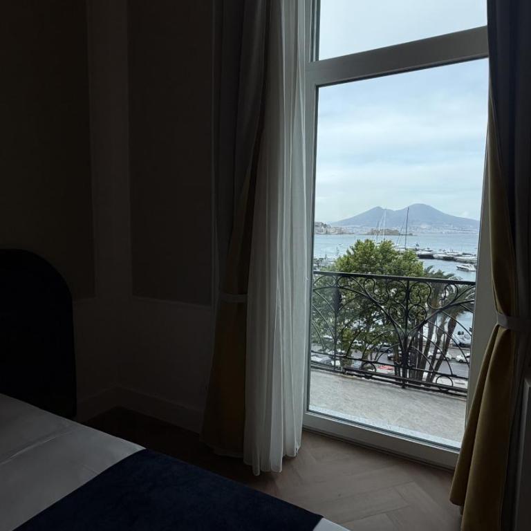 Palazzo Montella - Camera King con Vista Mare - 3