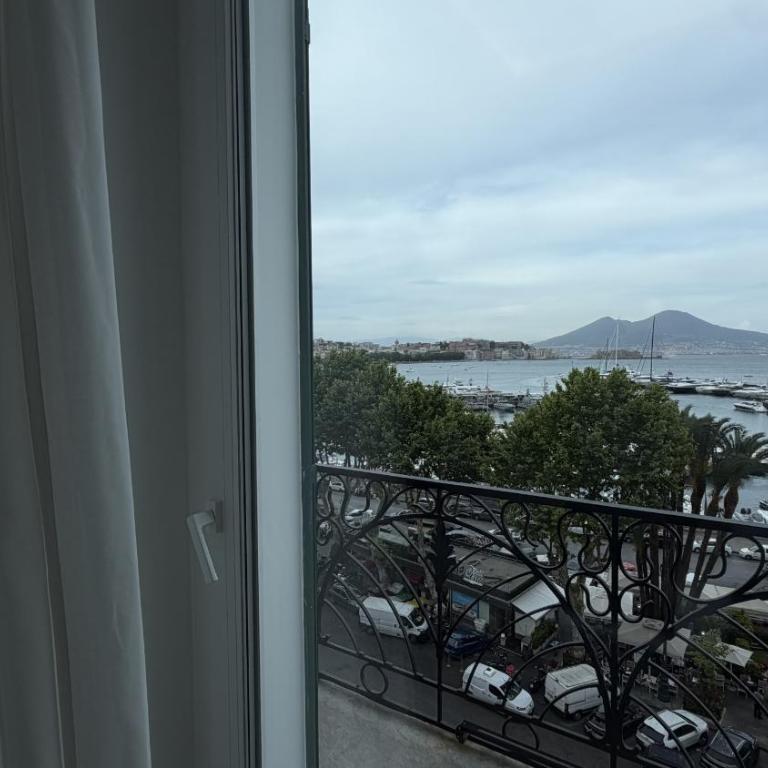 Palazzo Montella - Camera King con Vista Mare - 4