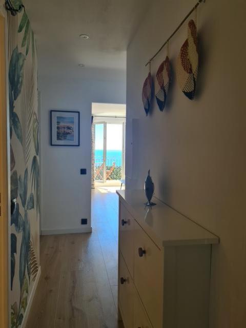 Panoramic sea view of the French Riviera, Parking - Apartment mit 1 Schlafzimmer - 43