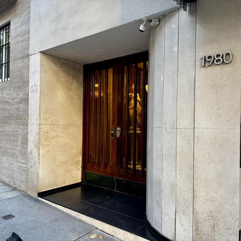 Elegante depto Recoleta, 2 dorm y balcón - Apartamento Superior de 2 dormitorios - 10