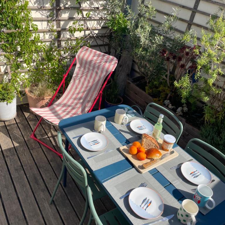 Maison avec terrasse à Arles, Provence - Three-Bedroom House - 2