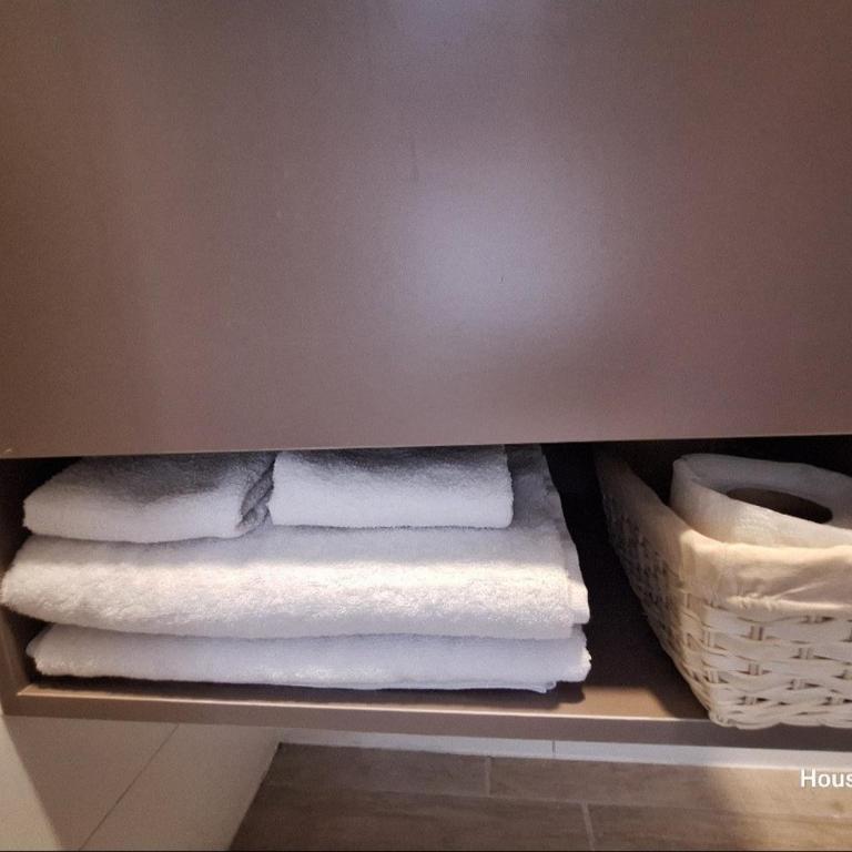 turismo parís Londres Santiago, cercano a metros pleno centro - Apartamento de 1 dormitorio - 4