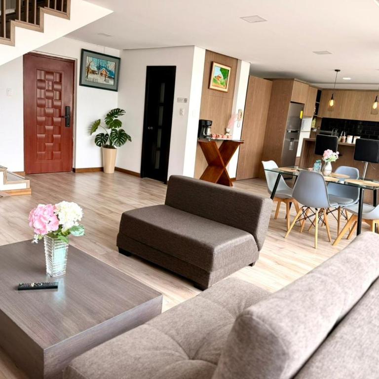 Departamento CENTRICO CENTRO LOJA - Apartamento de 3 dormitorios - 14