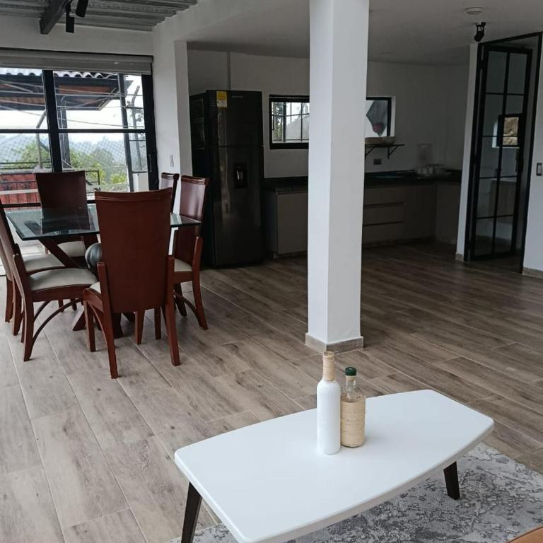 La roca jaluvava - Apartment with Mountain View - 12