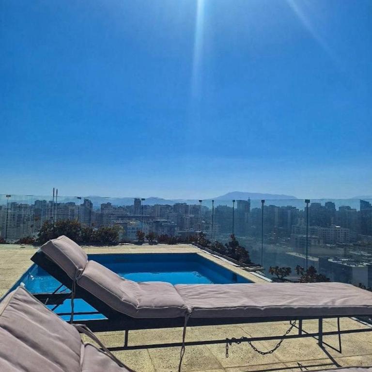 descubre santiago desde portugal cercano a mall y metros - Apartamento de 1 dormitorio - 11