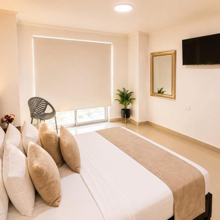 Hotel Gama Cartagena - Deluxe King Room - 7