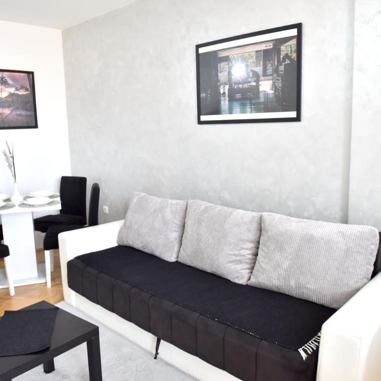 Apartman Black Star - One-Bedroom Apartment - 27