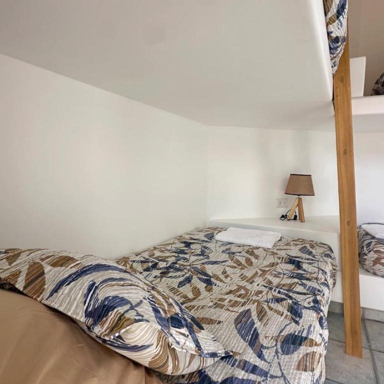 Private Room in Seafront House - Quadruple Room with Private Bathroom - 11