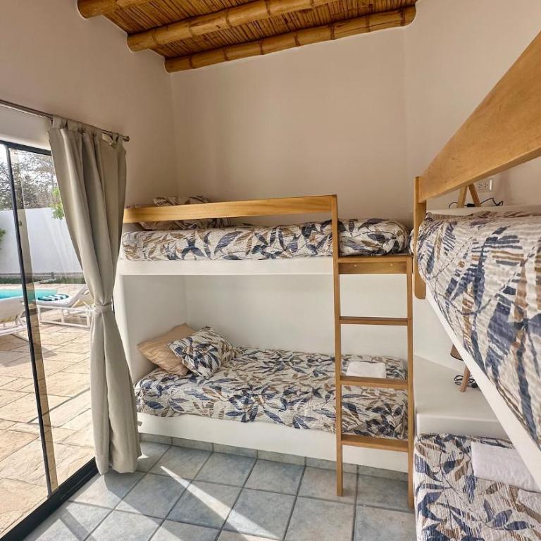 Private Room in Seafront House - Quadruple Room with Private Bathroom - 8