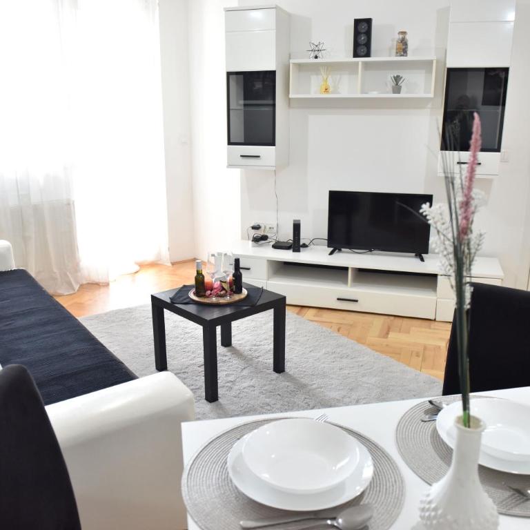 Apartman Black Star - One-Bedroom Apartment - 34
