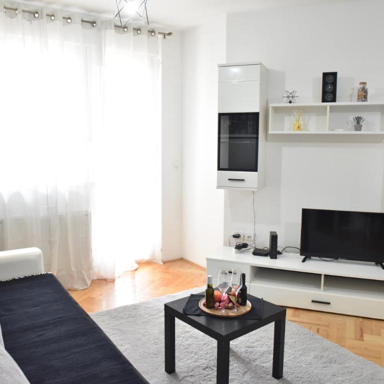Apartman Black Star - One-Bedroom Apartment - 39