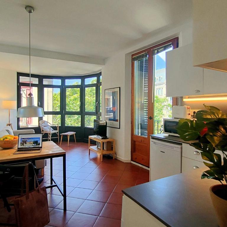 Gorgeous views over La Rambla. Very bright R.A. - Apartamento - 2