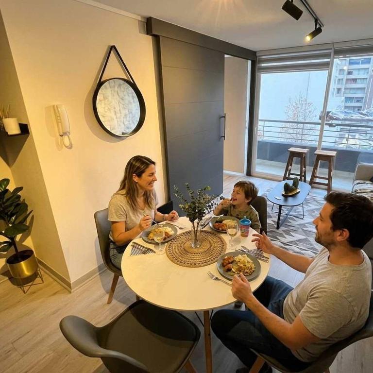 HOM l HospitalCUC Wifi MetroSantaLucia Calefactor - Apartment - 1
