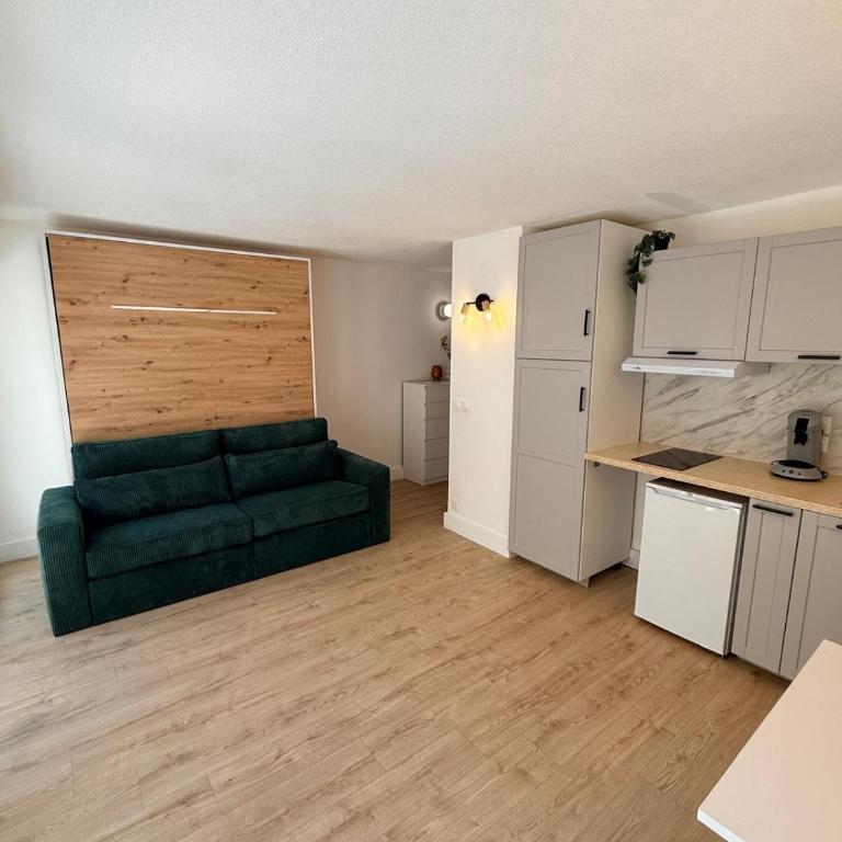 Port frejus - studio lumineux - parking - terrasse - Studio avec Balcon - 3