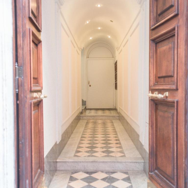 Frattina De Luxe - Appartamento con 3 Camere da Letto - 50