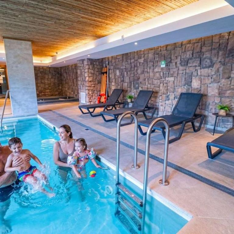 HOM I 2D2B Piscina Temperada, Estacionamiento, Gimnasio, Wifi, Excelente vista y ubicacion - Apartamento - 4