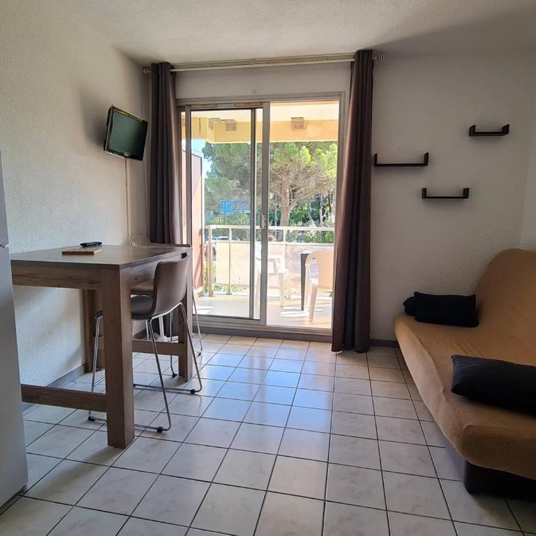 Studio avec Terrasse et Parking à Canet-en-Roussillon - FR-1-833-9 - Monolocale - 5