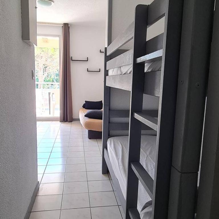 Studio avec Terrasse et Parking à Canet-en-Roussillon - FR-1-833-9 - Monolocale - 10