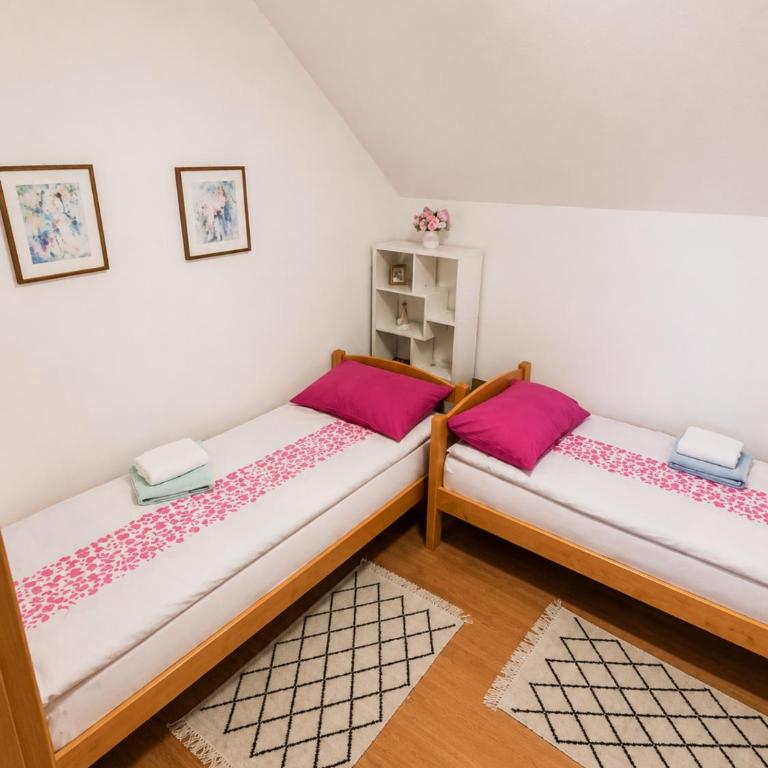 Sweet House, 2 Bedrooms, Free Parking, Near Sarajevo & Jahorina - Apartman - 9
