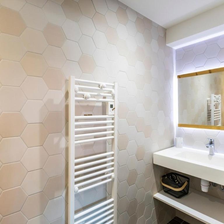 Chalet Louis & Rosalie-luxe-nature-4min pistes- - Chalet - 59
