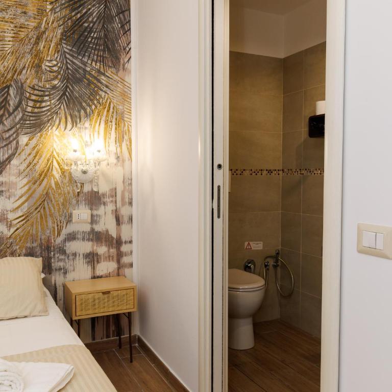 Via Veneto Art Suite - Guest House - Camera Matrimoniale - 11