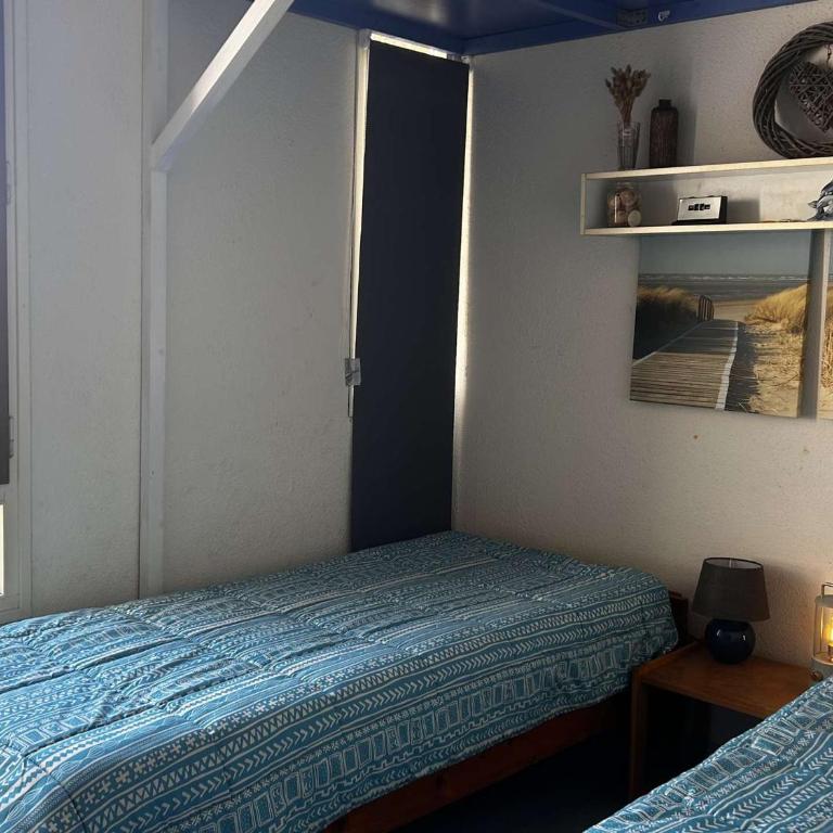 Appartement T3 avec balcon et parking, accès piscine, espaces sportifs - FR-1-195-96 - Appartement - 13