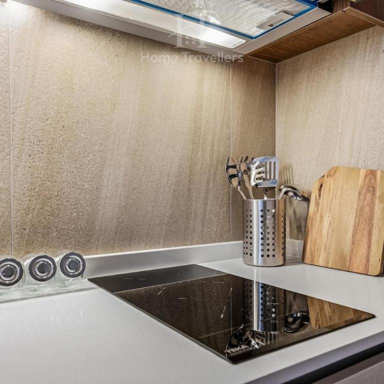 HT Cozy Apartment in Providencia with AC and Parking - One-Bedroom Apartment - 26