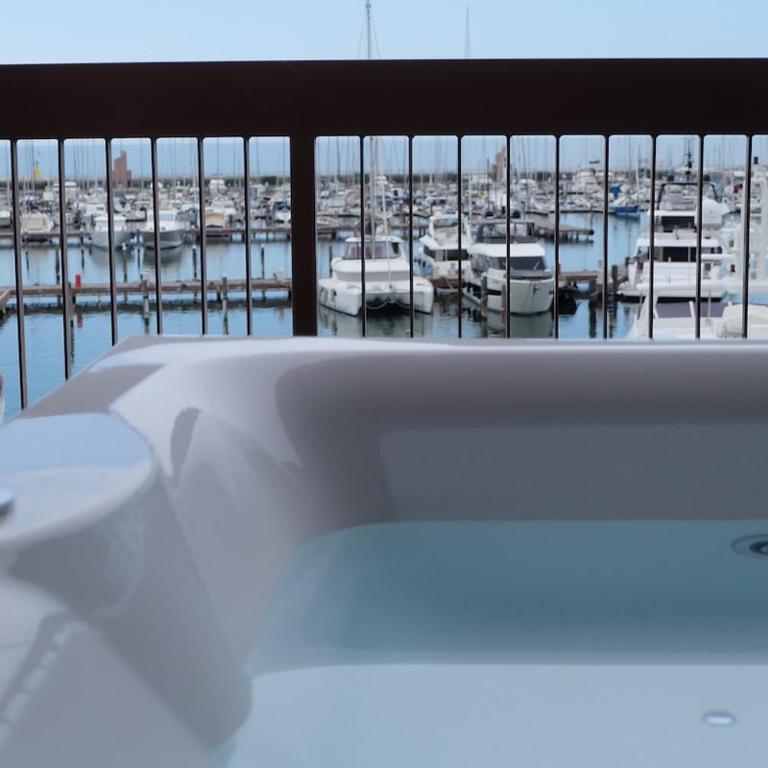 Maison Du Port Rimini Harbour Suite - Appartamento con 2 Camere da Letto, Terrazza e Vista Mare - 25