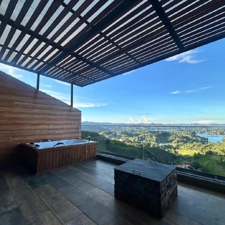 Montecielo Hosting - Triple Room - 5