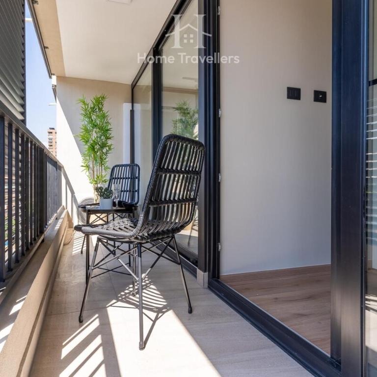 HT Modern apartment Lyon Providencia and Parking - One-Bedroom Apartment - 2